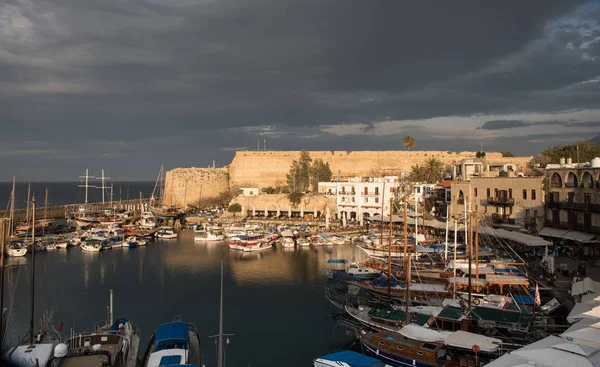 Girne'ye liman Kıbrıs — Stok fotoğraf