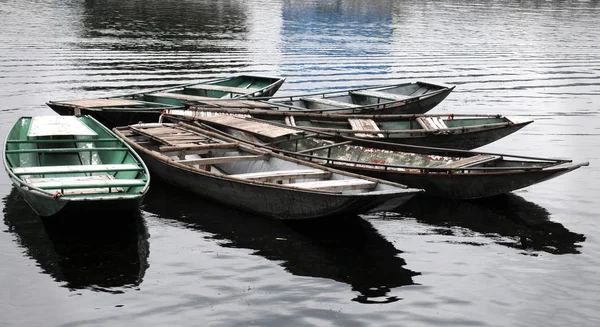Єтнамська Дерев Яні Рядок Човни Передавання Туристів Річці — стокове фото