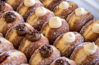 taze lezzetli börekler