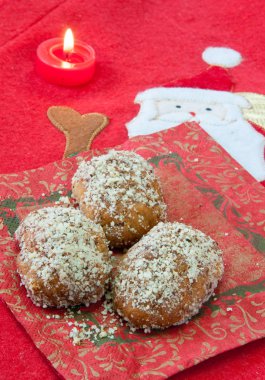 Noel bal kurabiyeleri ceviz ile 