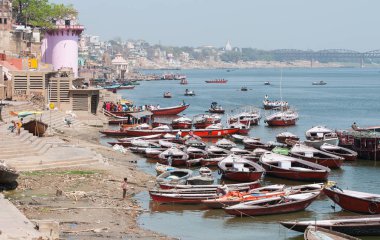 İnsanlar ve tekneler, Ganj Nehri 