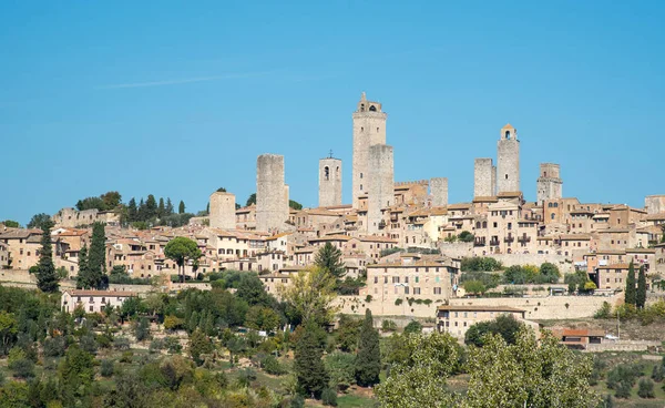 Historische stad San Gimignano in Sienna provincie in Toscane een — Stockfoto