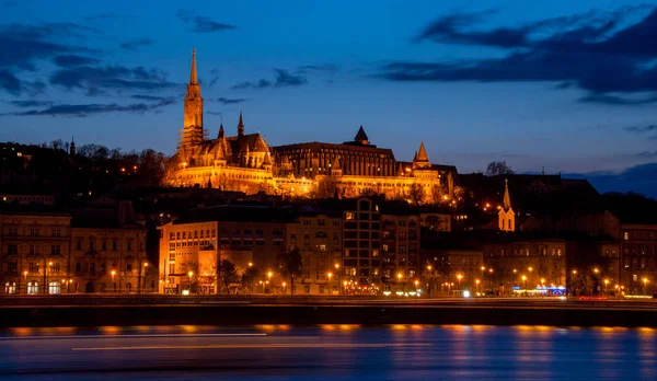 Kungliga slottet eller Buda slott i Budapest i Ungern — Stockfoto