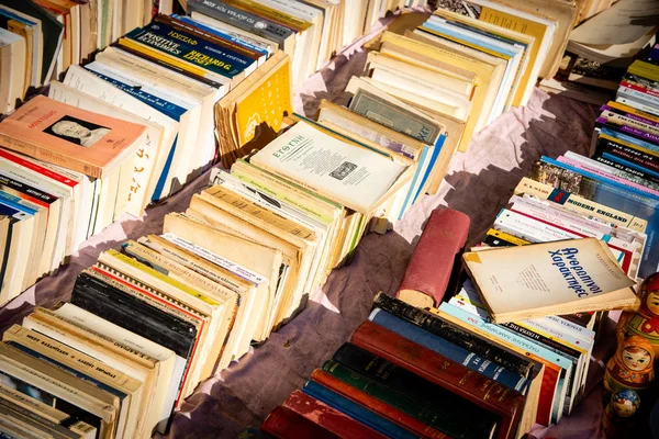 Stack collection of very old vintage collectible books. — Stock Photo, Image