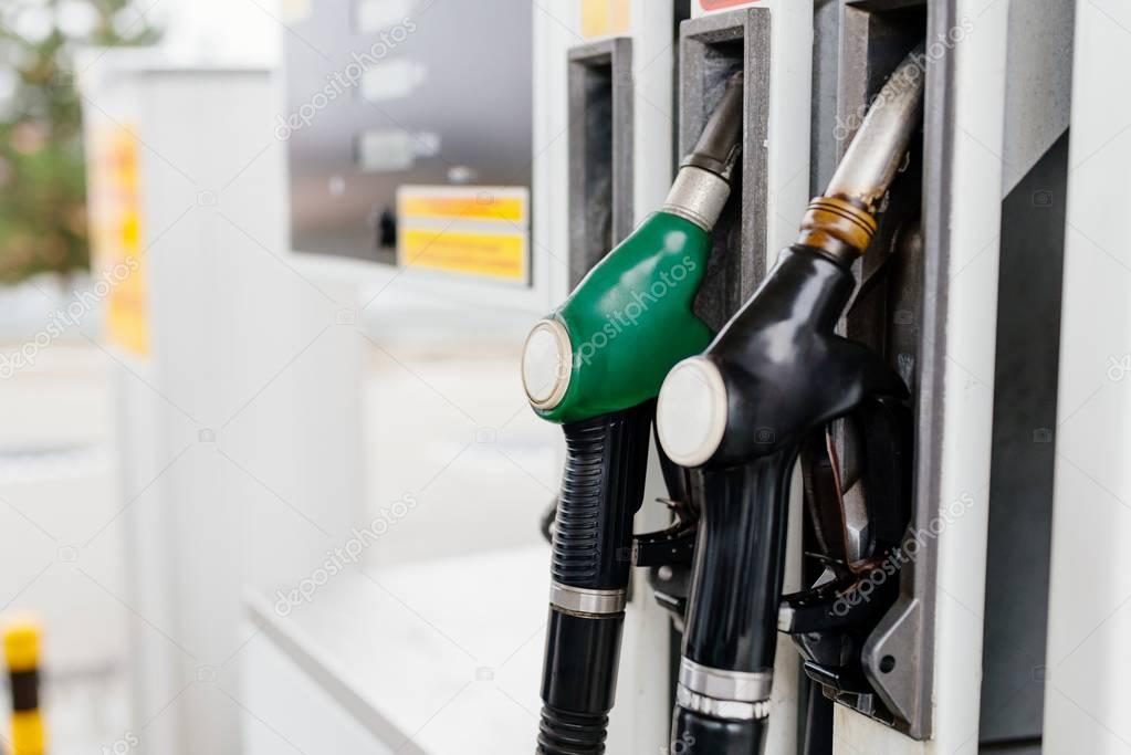 Gasoline and diesel distributor