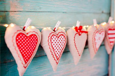 Eski turkuaz ahşap rustik arka plan Tekstil Kalpler