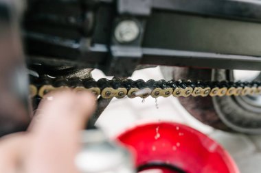 Motosiklet zinciri ana temizler