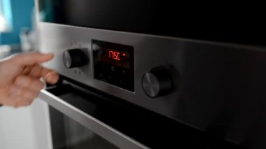 Yakın kadar üzerinde mans el mutfak Fırın Sıcaklık ayarlama