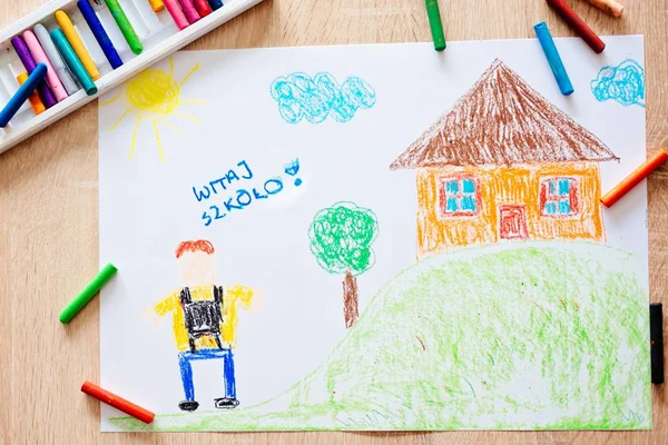 Desenho de pastel de crianças de rapaz que vai à escola . — Fotografia de Stock