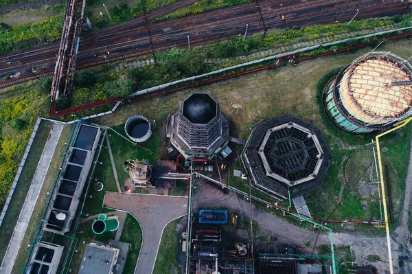 Zona industrial. Vista aérea de la antigua planta de cocción de trabajo . —  Fotos de Stock