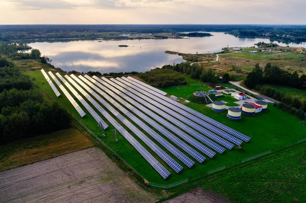 Vista aérea de la granja solar — Foto de Stock
