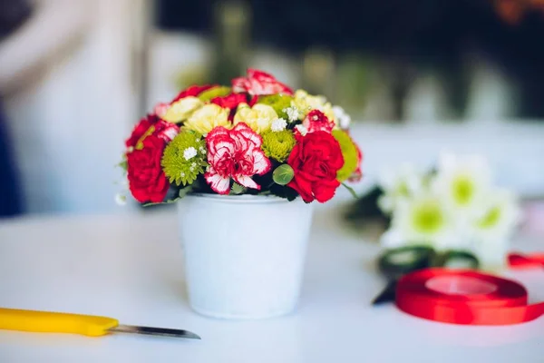 Beautiful bouquet of colorful carnation flowers — Stock Photo, Image