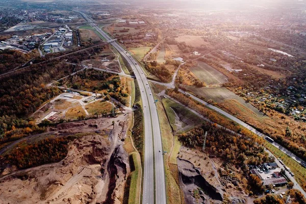 Vista aérea de la autopista en otoño . — Foto de Stock