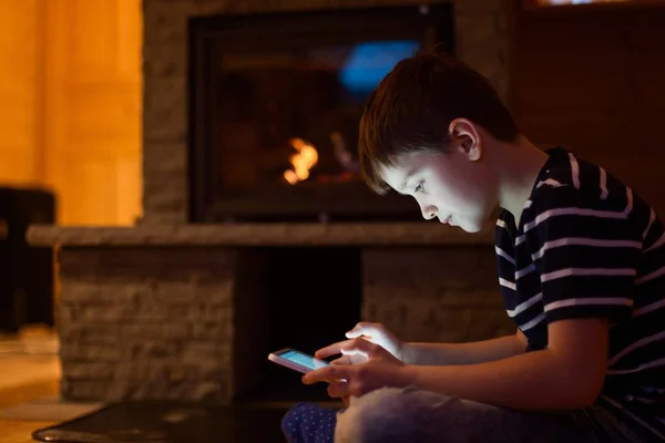 Eight years old boy child using digital tablet — Stock Photo, Image