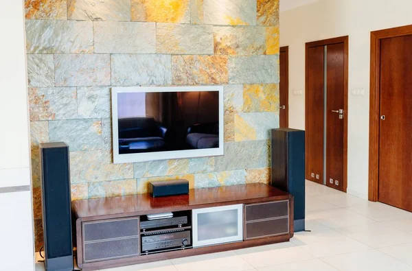 TV set with Hi-fi home cinema system