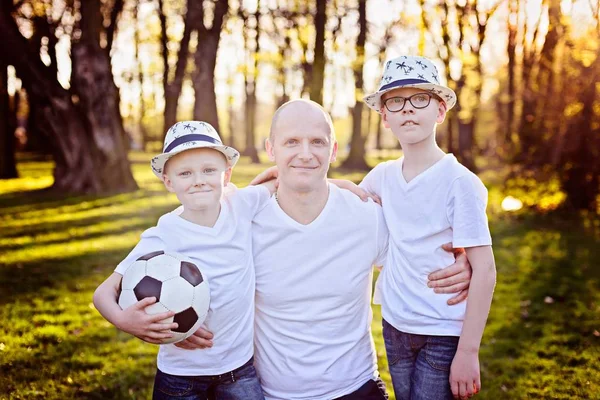 Happy father and sons portrait — Stock Photo, Image
