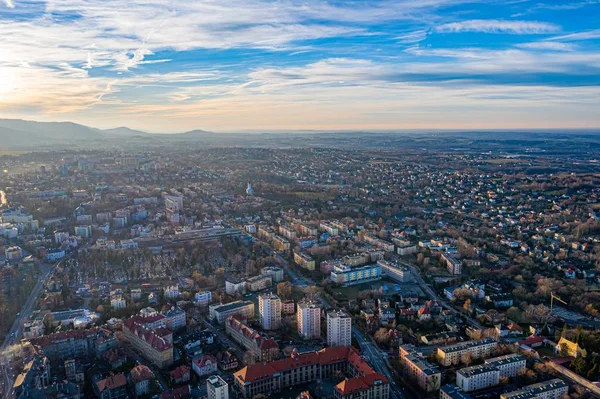 Вид з повітря на Bielsko-Biala. Bielsko-Biala) - місто на півдні Польщі.. — стокове фото