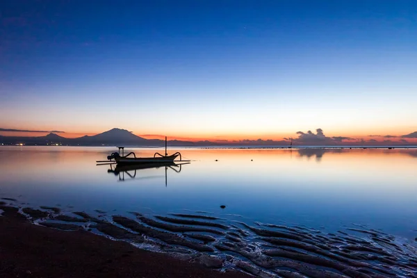 Morgenröte, Sanur, Bali, Indonesien — Stockfoto