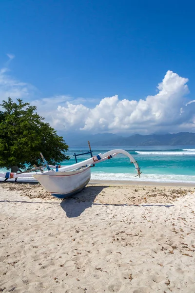 Jukung barco outrigger — Fotografia de Stock