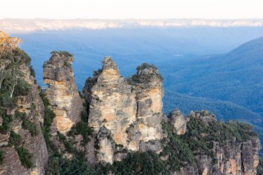 Üç kız kardeş ve görüş-in Blue Mountains, New South Wales, Avustralya