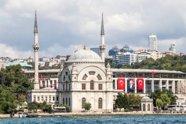 Dolmabahçe Camii.