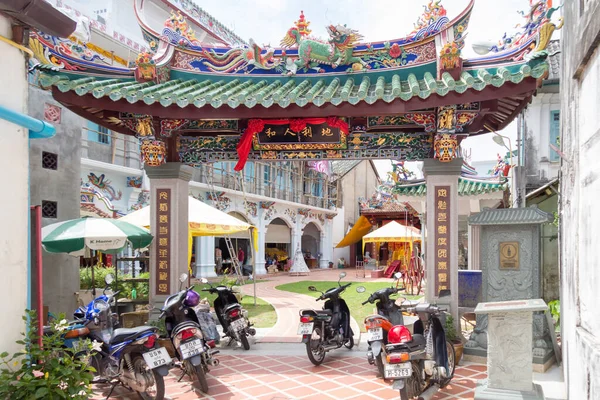 Phuket Thajsko Září 2012 Brána Chrámu Poklidného Světla Jeden Několika — Stock fotografie