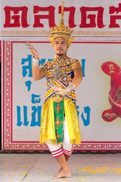 Πουκέτ Ταϊλάνδη Σεπτεμβρίου 2012 Αρσενικός Χορευτής Παραδοσιακή Ταϊλανδέζικη Στολή Παραδοσιακοί Εικόνα Αρχείου