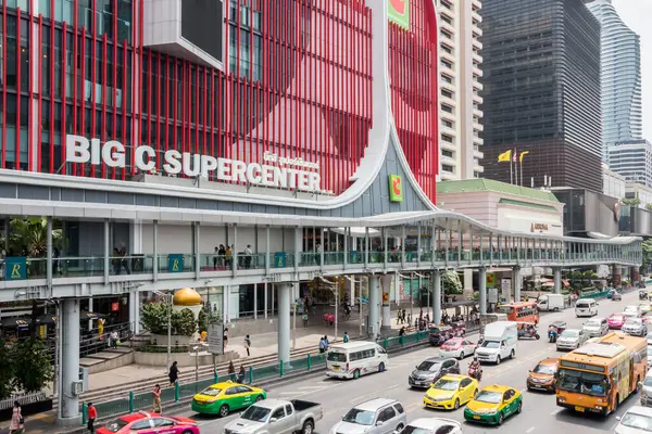 Bangkok Thailand October 23Rd 2019 Traffic Flowing Big Supercenter Ratchaprasong — Stock Photo, Image