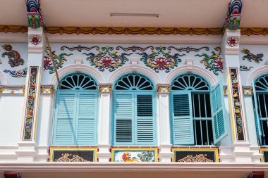 Serene Light, Old Phuket Town, Tayland 'dan dekoratif bir Portekiz mimarisi.