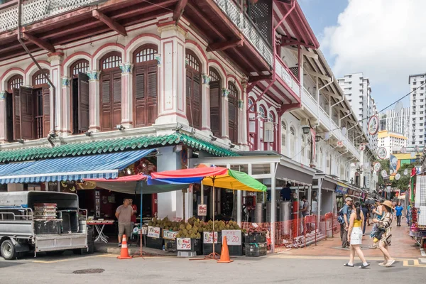 Singapore Juli 2019 Turister Shoppar Smith Street Chinatown Detta Huvudgatorna — Stockfoto