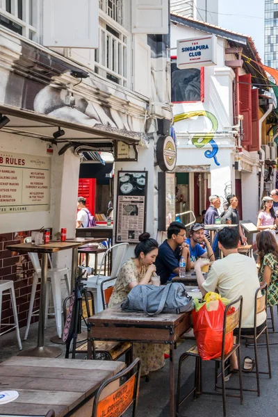 Σιγκαπούρη Ιουλίου 2019 Τουρίστες Στο Haji Lane Στην Αραβική Συνοικία — Φωτογραφία Αρχείου