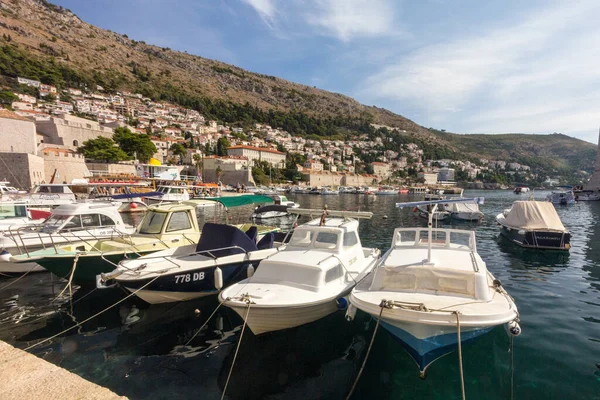 Dubrovnik Kroatië September 2017 Dubrovnik Oude Stadshaven Stad Overweegt Een — Stockfoto