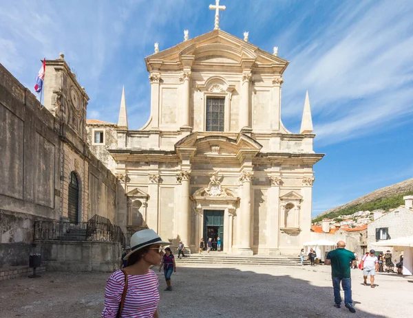 Dubrovnik Croácia Setembro 2017 Turistas Que Visitam Catedral Antigo Dubrovnik — Fotografia de Stock
