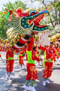 Çin ejderhası Khon Kaen, Tayland 'da bir festivalde.