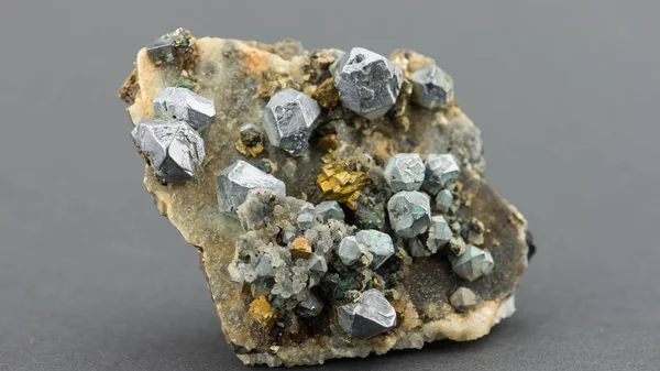 Galenite mineral kristalleri Er Rachidia il Fas'tan