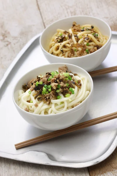 Dan dan noodles, chinese sichuan cuisine — Stock Photo, Image