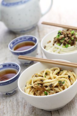 dan dan erişte, Çin sichuan mutfağı
