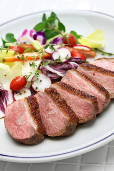 Roast duck breast with vegetables — Stock Photo, Image