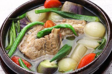 Sinigang na baboy (domuz sinigang), filipino mutfağı