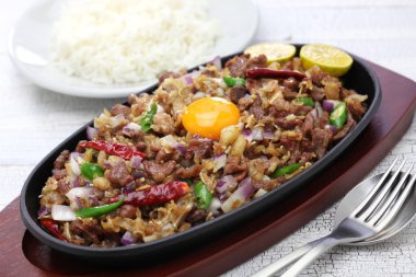 domuz eti sisig, filipino mutfağı