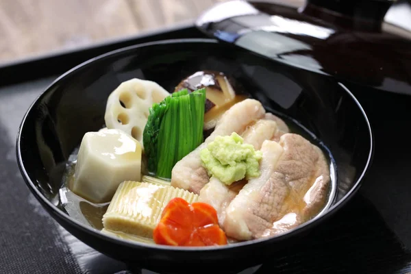 Jibuni, kacsa hús pörkölt, japán konyha — Stock Fotó