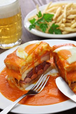 ev yapımı francesinha, Portekizce sandviç