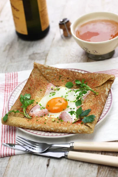 Galette sarrasin, buckwheat crepe — Stockfoto