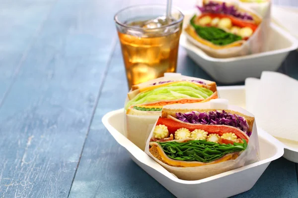 Домашний здоровый толстый сэндвич — стоковое фото