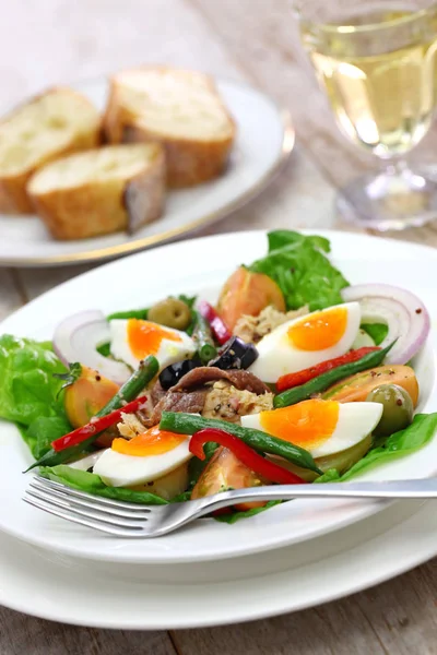 French nicoise salad — Stock Photo, Image