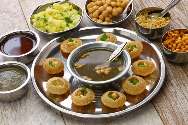 Homemade pani puri, golgappa — Stock Photo, Image