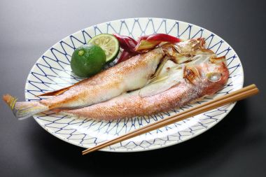 Japon kiremit balığı, amadai yok wakasa yaki ızgara