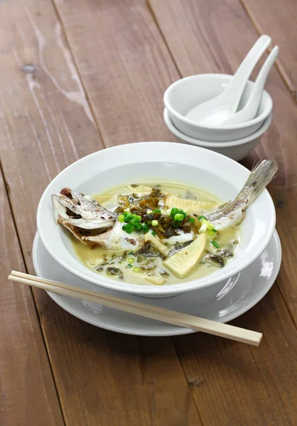 Zuppa Pesce Giallo Croaker Con Verdure Neve Conservate Cucina Cinese — Foto Stock
