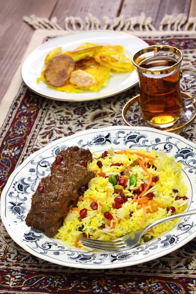 Cocina Iraní Arroz Con Joyas Persas Fesenjan Pollo Tahdig Patata — Foto de Stock