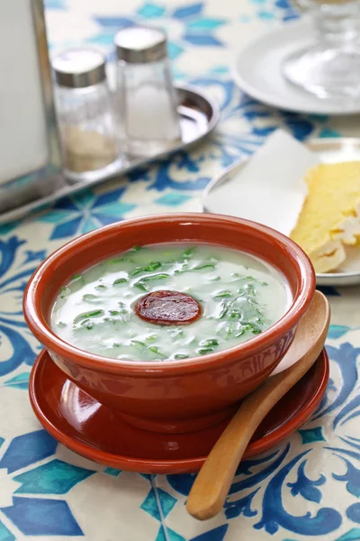 Caldo Verde Zuppa Cavolo Broa Pane Mais Cucina Tradizionale Portoghese — Foto Stock
